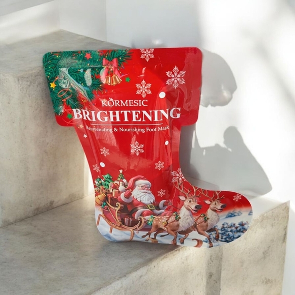 Kormesic Brightening Foot Mask (New) - Picture 1 of 3